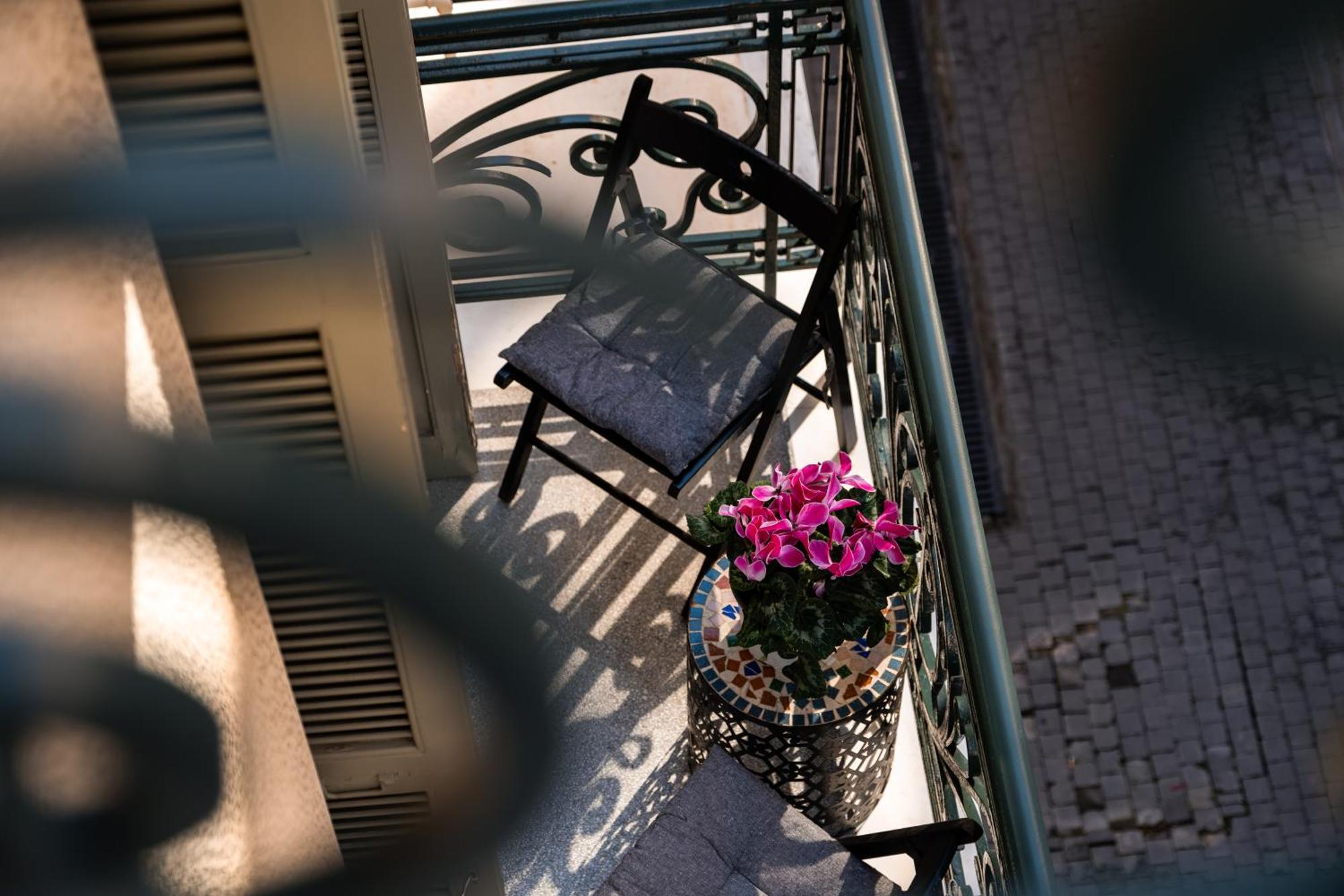 Asty Luxury Apartments Athens Exterior photo
